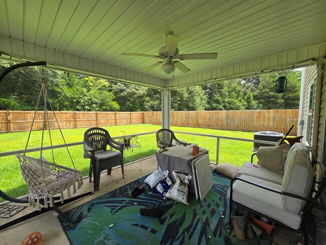 Building Photo - 165 Whitetail Cir