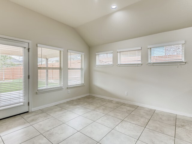 Building Photo - 13827 Quiet Fox Ln