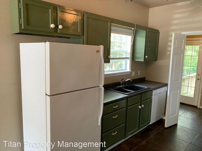 Building Photo - 2 br, 1.5 bath House - 918 S Shady Lane