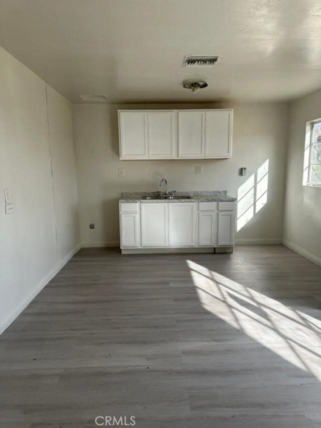 Building Photo - 451 W Yermo Rd