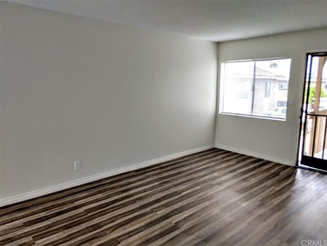 Building Photo - 34042 Alcazar Dr