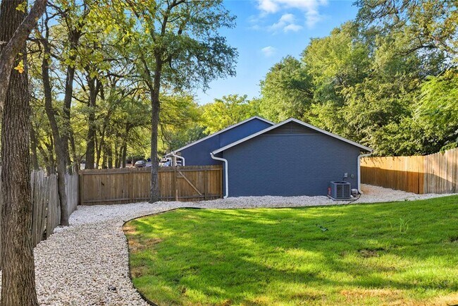 Building Photo - 5401 Agua Caliente Cove