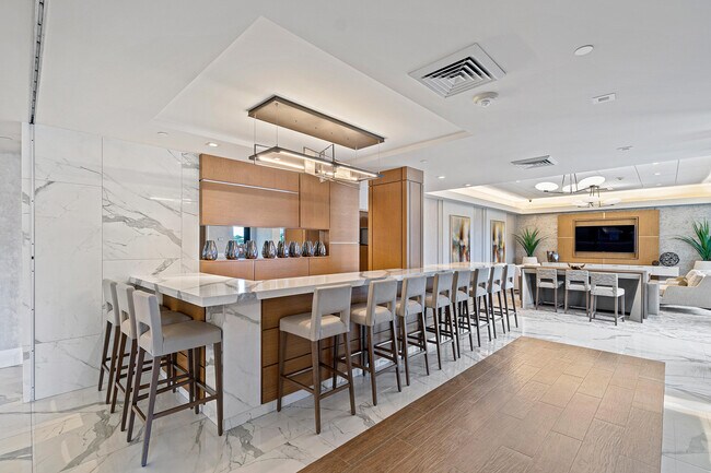 Building Photo - 4748 S Ocean Blvd