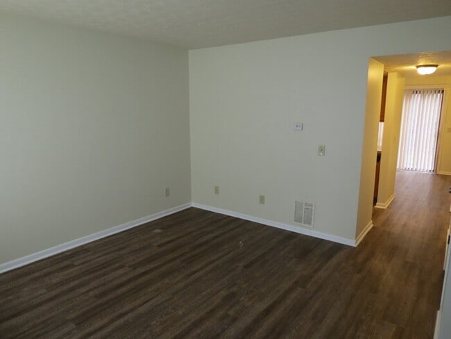 Building Photo - 2269 Hughey Dr