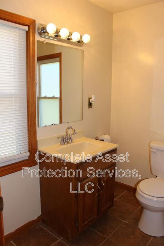 Building Photo - 3010 Bender St