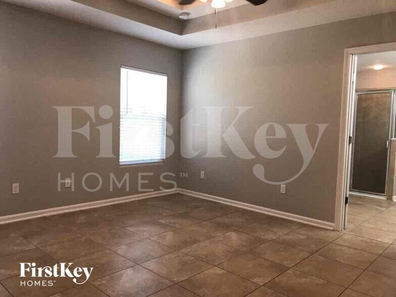 Building Photo - 13319 Smithwick Ln