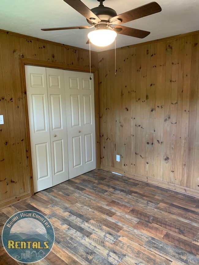 Building Photo - 3bd/2ba Ranch-Style Home Central to Boone