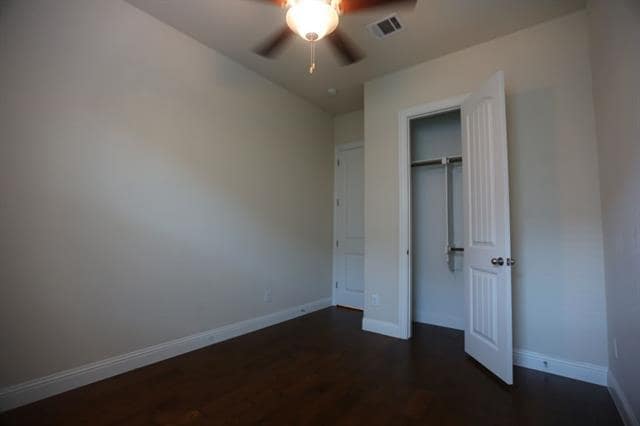 Building Photo - 5820 Fremont Dr