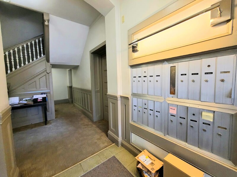 Building Photo - 1056 Beacon St