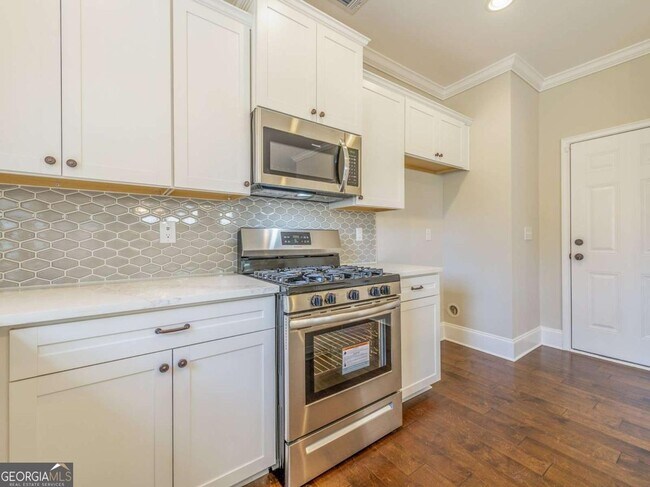 Building Photo - 4210 Old Cherokee St