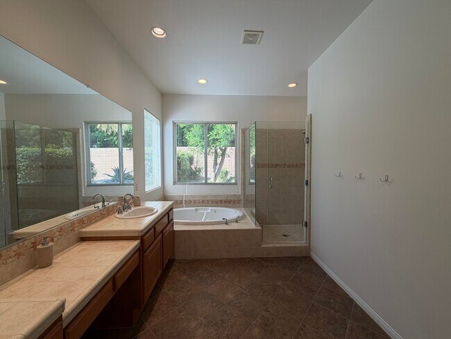 Building Photo - 52345 Shining Star Ln