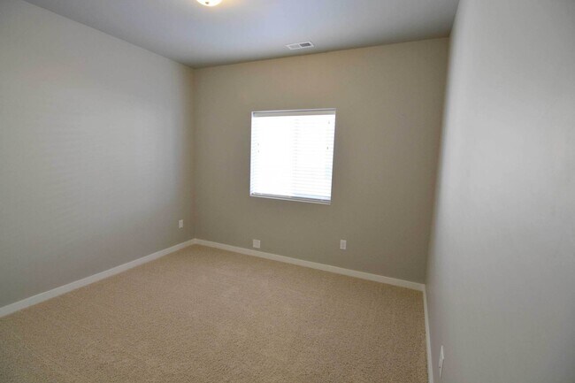 Building Photo - Norton Ranch Single-Family-Detached Home