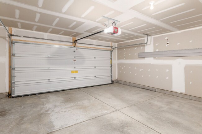 Building Photo - 1516 Billingham Dr