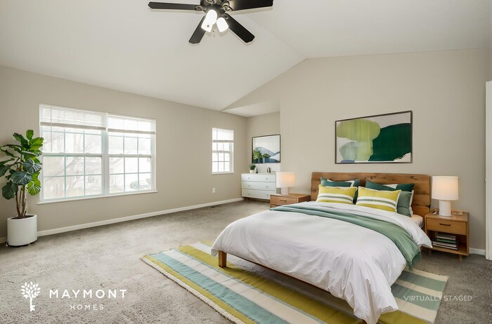 Building Photo - 604 Herrogate Square