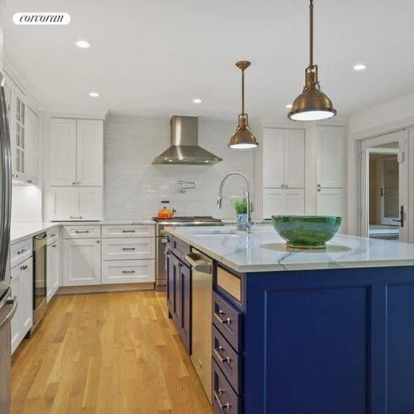 Building Photo - 2855 Deerfield Rd