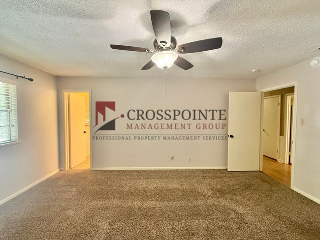 Building Photo - Wonderful updated home near UT Tyler, Available!