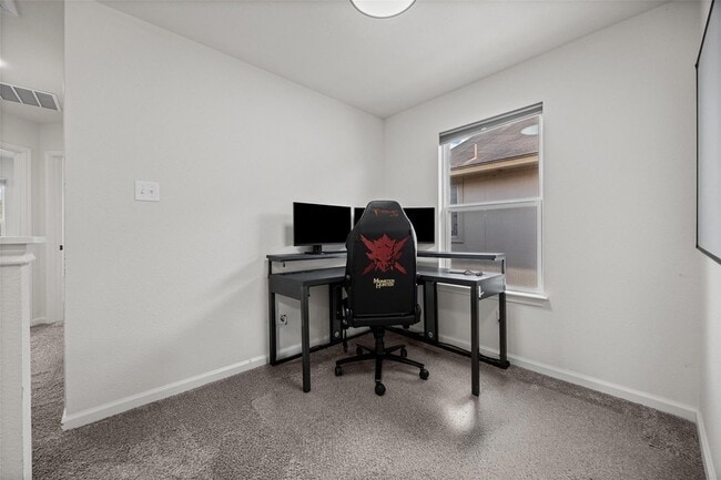 Building Photo - 7115 Thannas Way