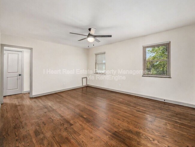 Building Photo - 1963 W Broad St