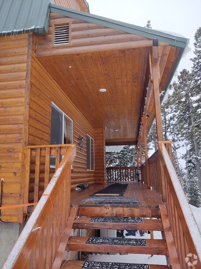 Building Photo - Antler Ridge Cabin