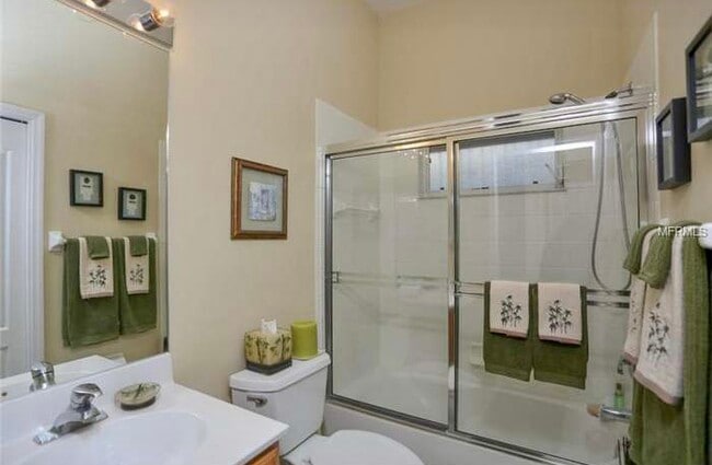 Building Photo - 692 Shadow Bay Way