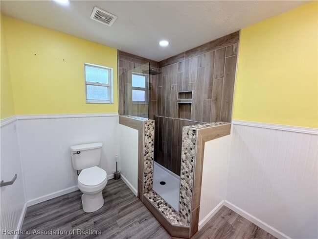 Building Photo - 4503 Sebring Ave