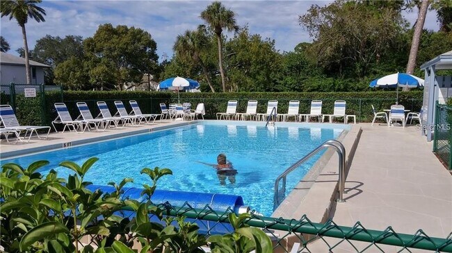 Building Photo - 108 Nina Way