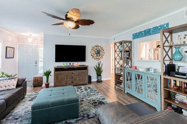 Building Photo - 2132 Tama Cir