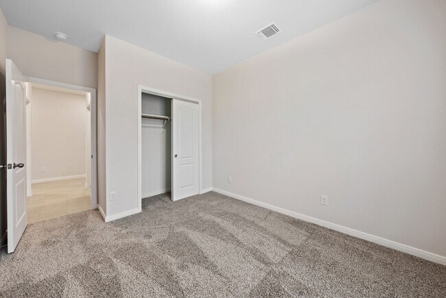 Building Photo - Spacious 4-Bedroom Home – Troy ISD!