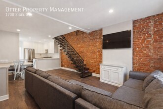 Building Photo - 1708 Sigel St