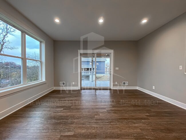 Building Photo - Be the First to Live in These Brand-New Luxury Homes — Now Pre-Leasing in Pittsburgh