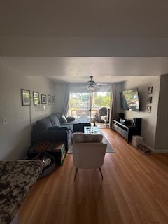 Building Photo - 2507 E 15th St