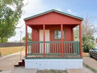 Building Photo - Tiny home, big lifestyle!