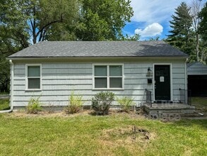 Building Photo - 8600 E 78th Terrace