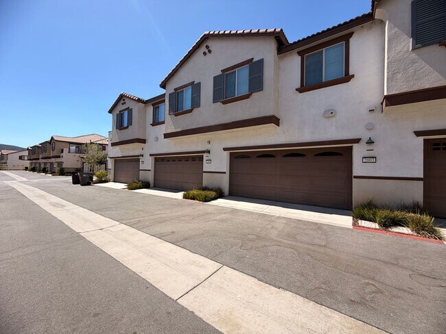Building Photo - 24122 Tuscany Ave
