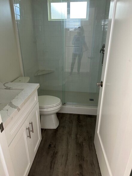 Building Photo - 452 N Crescent Heights Blvd