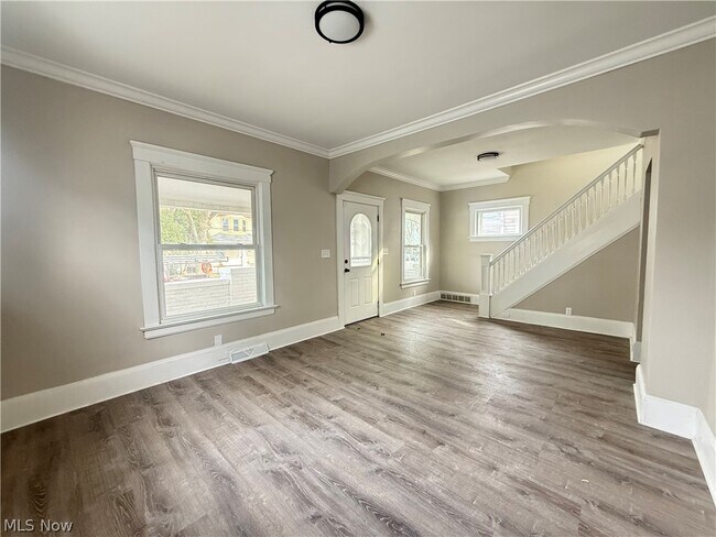 Building Photo - 3876 W 17th St