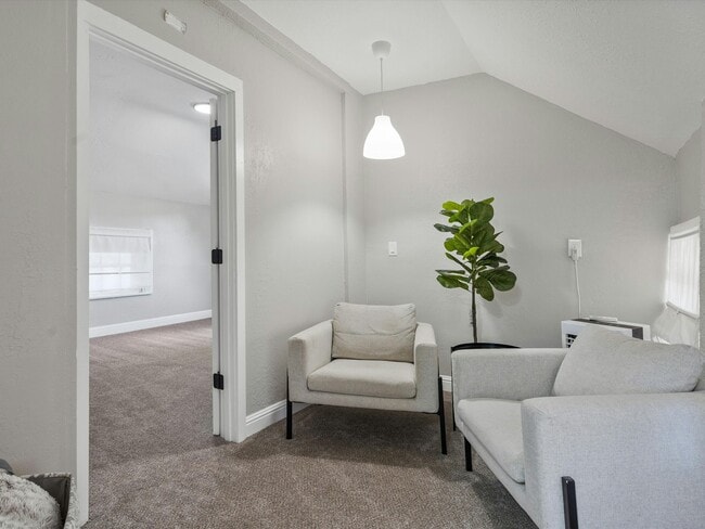 Building Photo - 505 Harrison St