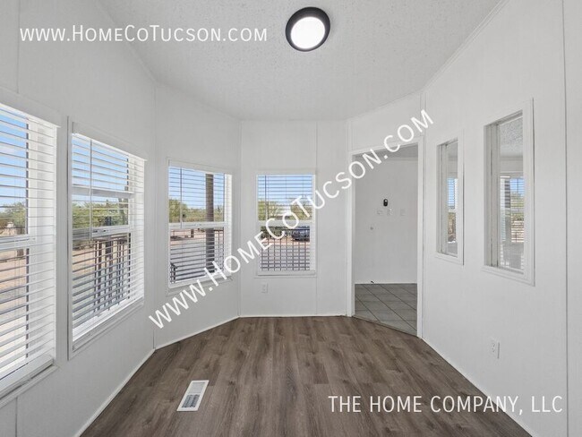 Building Photo - 12151 W Blue Quail Pl
