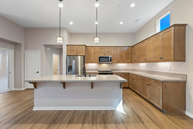 Building Photo - 78918 Adesso Way