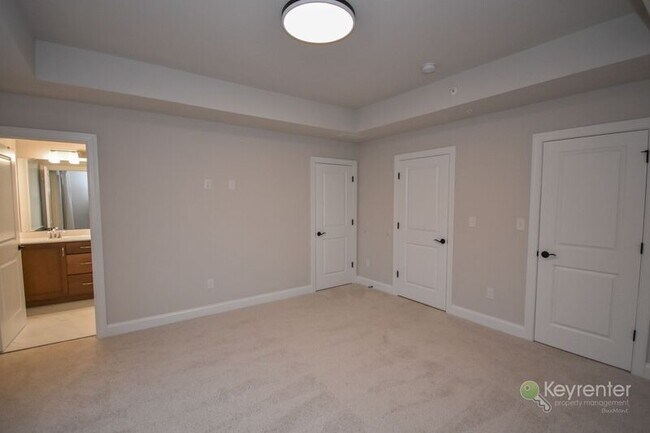 Building Photo - 320 Schadle Rd