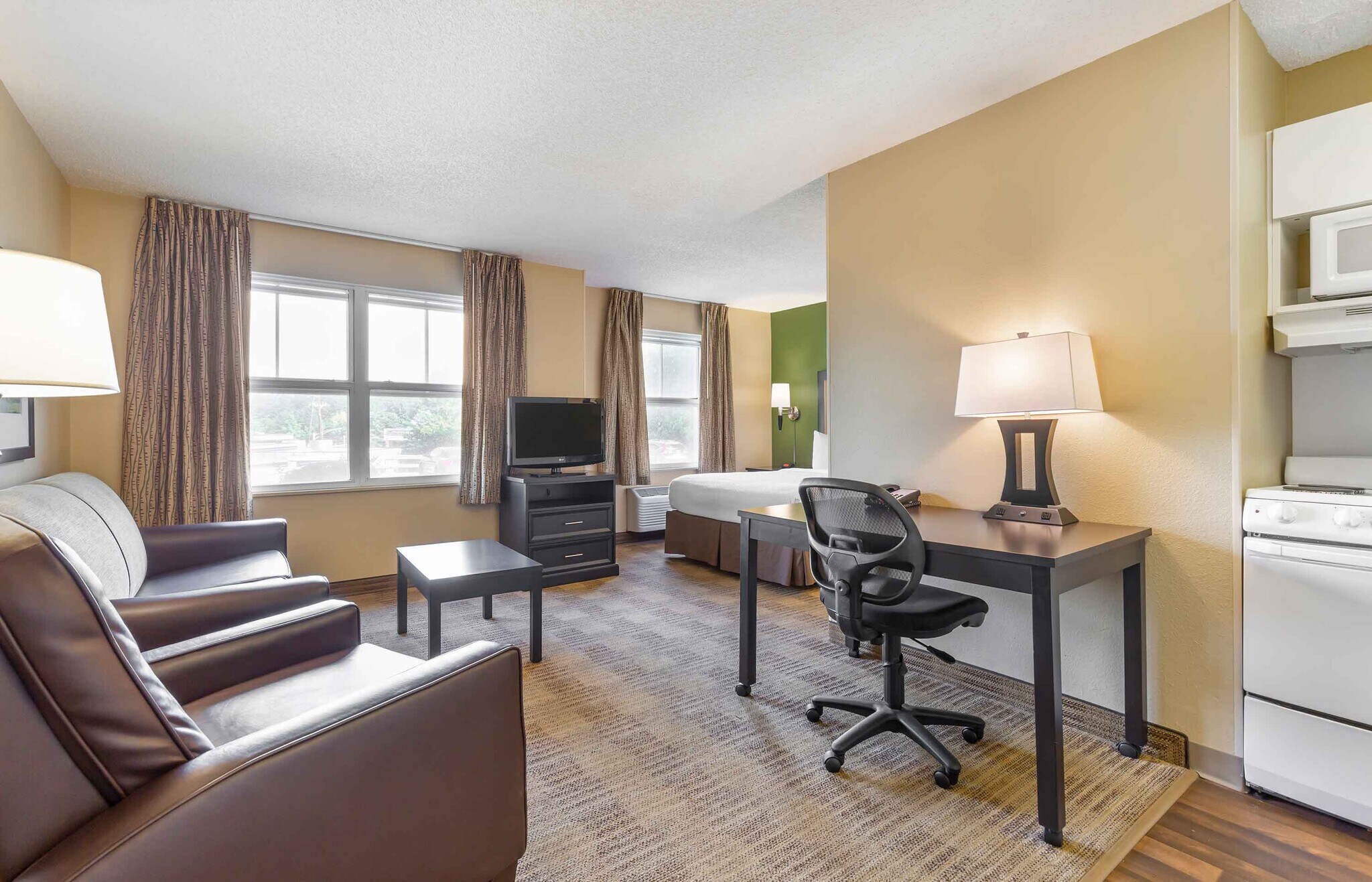 Building Photo - Furnished Studio-Washington, D.C. - Gaithersburg - South