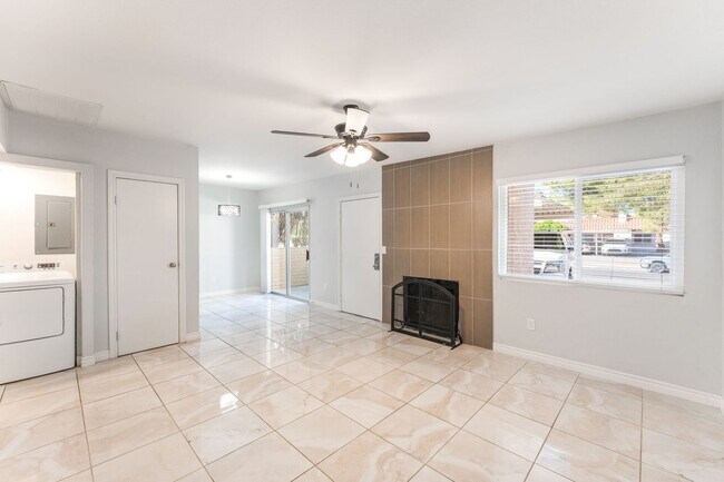 Building Photo - 2732 Eldora Cir