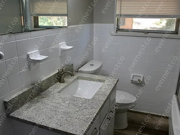 Building Photo - 23 Baltimore St