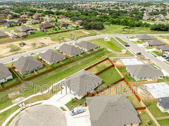 Building Photo - 5119 Rose Petal Ct