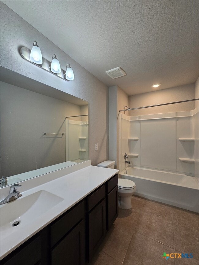 Building Photo - 2565 Hiddenbrooke Trace