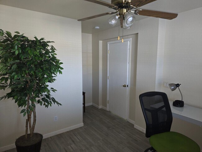 Building Photo - STUNNING 4 Bed, 2.5 Bath Oasis with Pool Your Dream Home Awaits!