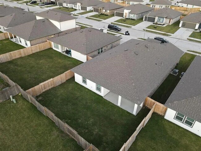 Building Photo - 7822 Golden Rubia Ln