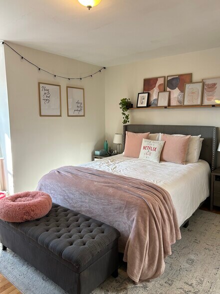 Building Photo - 33 Delle Ave