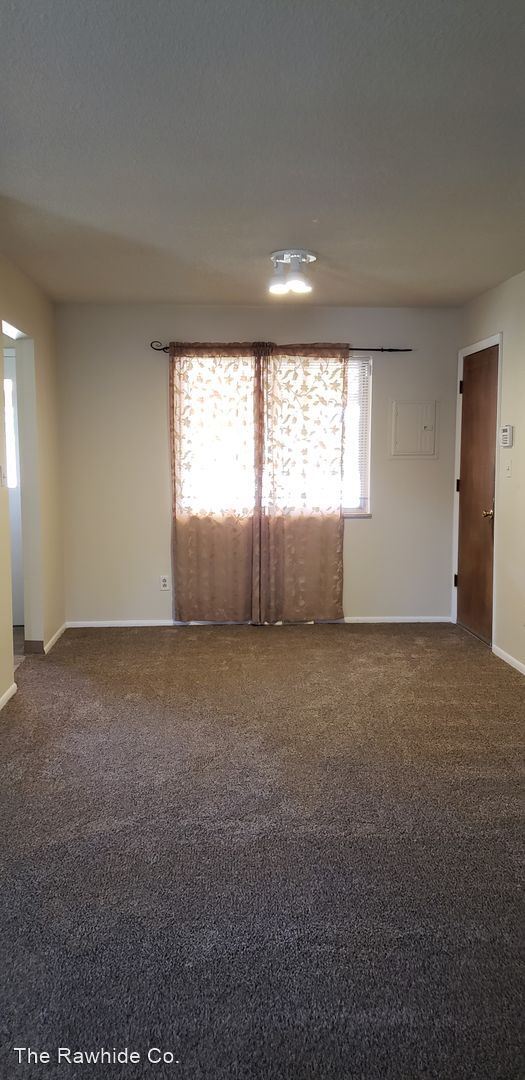 Building Photo - 4 br, 3 bath House - 2214  Greenwich Circle W