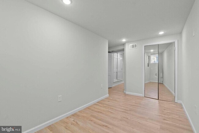 Building Photo - 2806 Ashland Ave